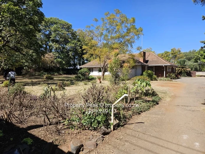Belgravia 7-Bed Family Home on 4053m² positioned in one of the regions most attractive investment zo