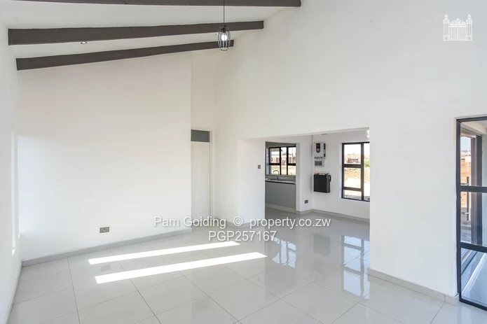 Move in ready 3-Bed Home in Rainham Park Gated Community