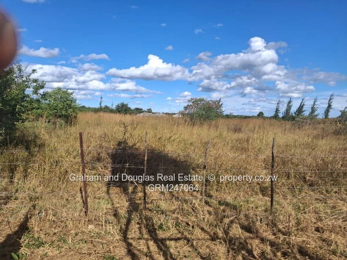 Kadoma Sabona bona plot for sale