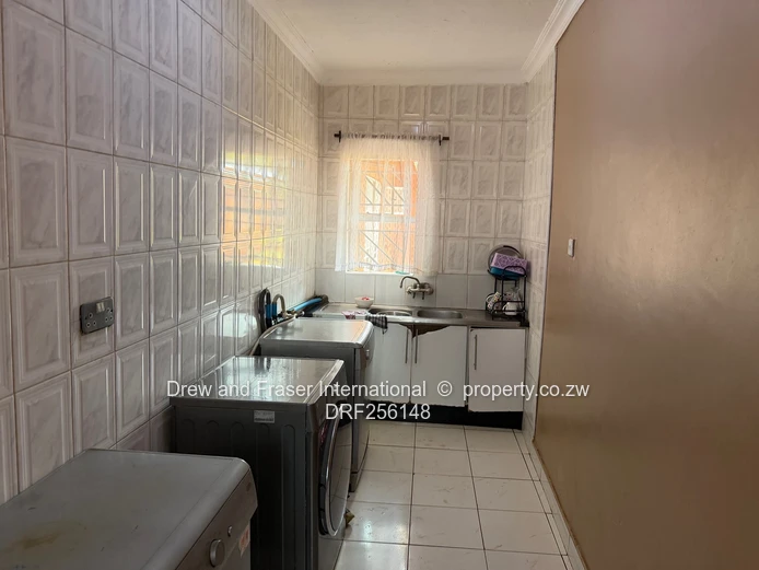 WestgateArea D 4-Bed Home: Gated, Borehole $220k