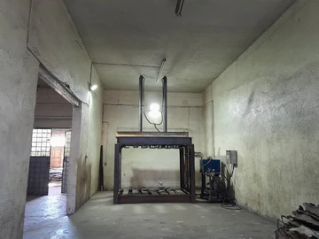 Warehouse & Factory