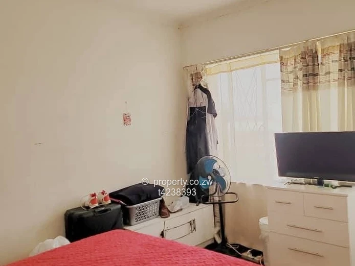 Rosshire Condominium Complex 2 Beds Flat For Sale