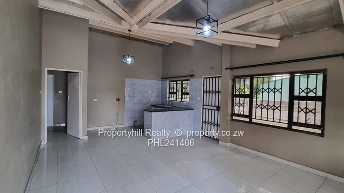 Vacant House in Highfields MaStones 