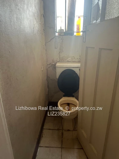 Avenues Commercial Property