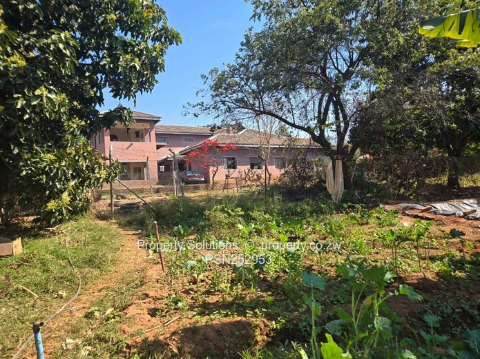 Partly Finished 5-Bed Shawasha Home with Borehole (Sole Mandate)