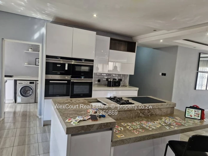 Modern And Spacious Home In Sandton!!!