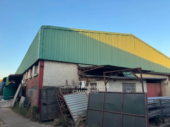Graniteside Warehouse & Yard — 3,447 m² with Borehole,800sqm undeveloped land