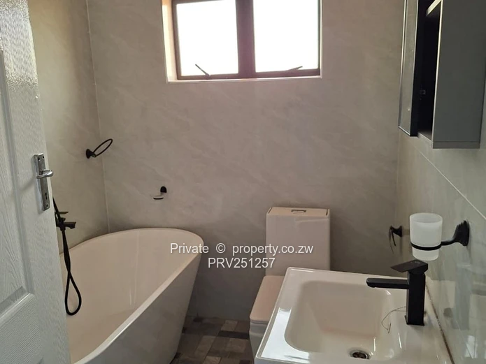 Modern 3-Bed  in Erasmus Park — Borehole & solar