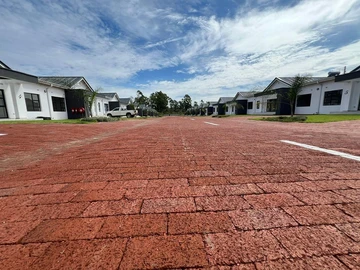 3 Bedroom Garden Flat