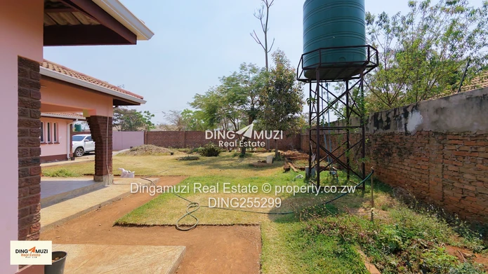 Family home in the low density of Norton 