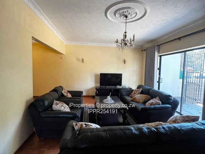 Fully furnished Duplex garden flat in the Avenues for rental 