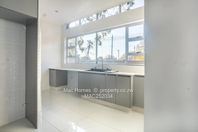 Captivating 3-Bedroom Cluster for Sale in Emerald Hill (Sole Mandate)