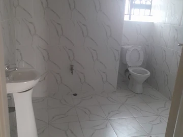 2 Bedroom Garden Flat