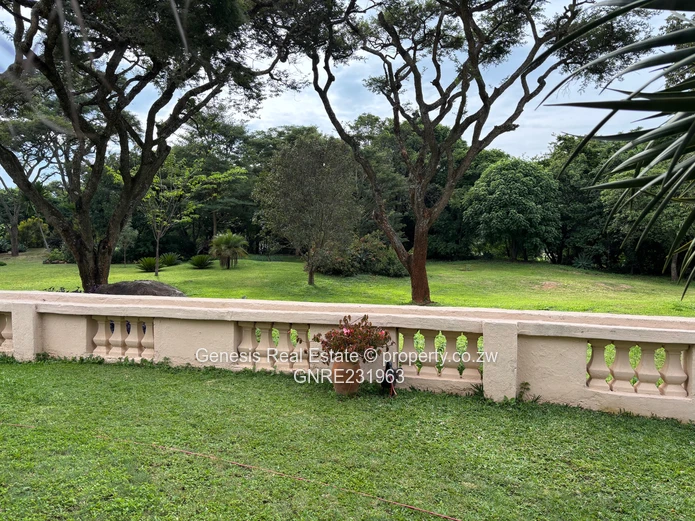 REDUCED NEW Delightful home on the prestigious Brooke golf course  (Sole Mandate)