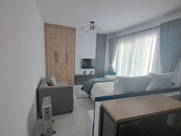 Flat & Apartment