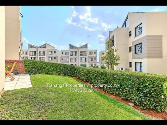 SANDTOWN _  Johanesburg SA  BEVERLY HILLS HOMES