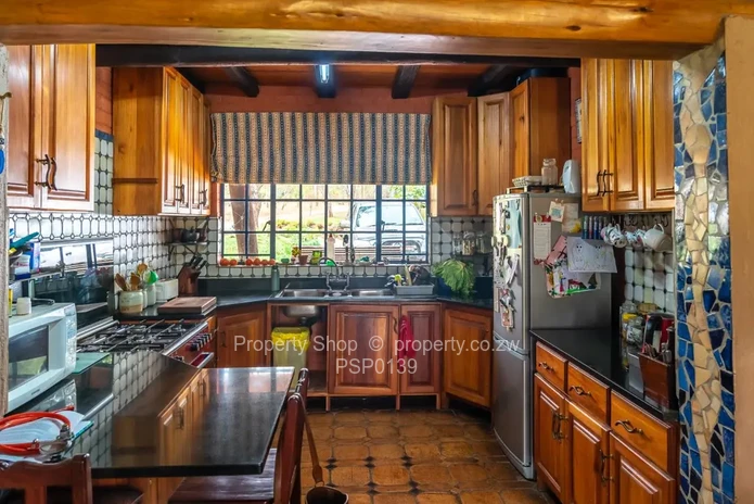 6 Truly magnificent well treed Acres