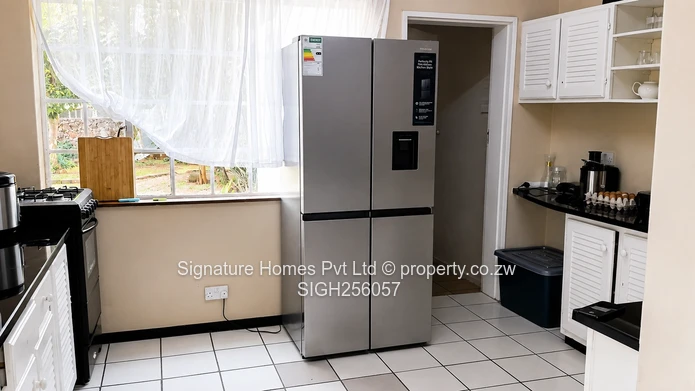 5 Bedroomed House For Sale - Good Location (Sole Mandate)