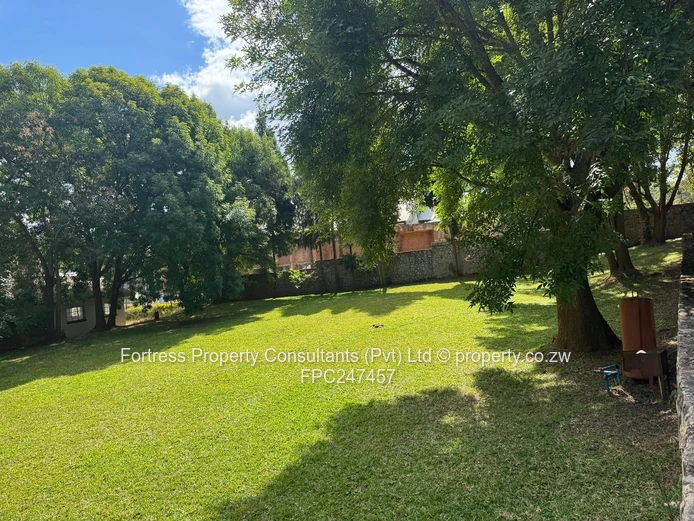 Glen Lorne 8-Bed House with Pool & Sunlit Lounge