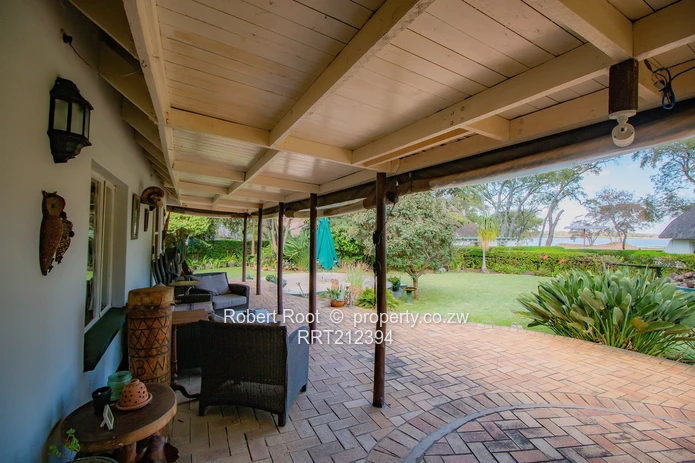 Lakeside Oasis – Ideal Family Home (Sole Mandate)