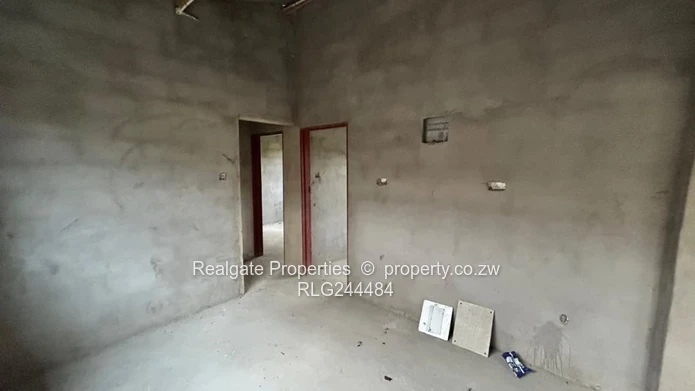 Three Bedroomed House In Cowdray Park