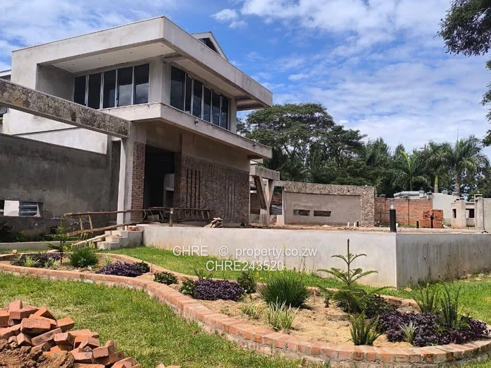 Gletwin House For Sale