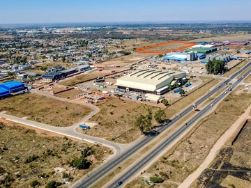 Commercial & Industrial Land