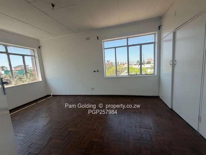 Flat for Sale – Jason Moyo and 2nd Avenue