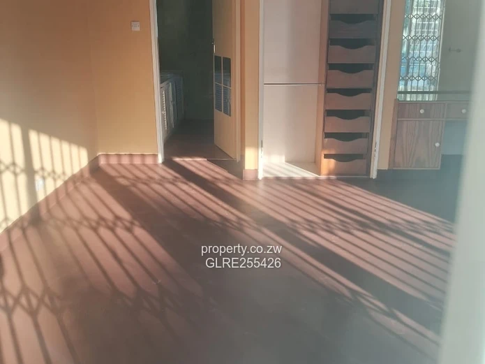Mount Pleasant, Harare North: 6-Bed, 5-Bath Home