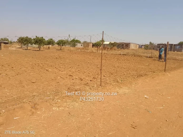 2500m² Fenced Red-Soil Plot in Seke — Ready to Farm