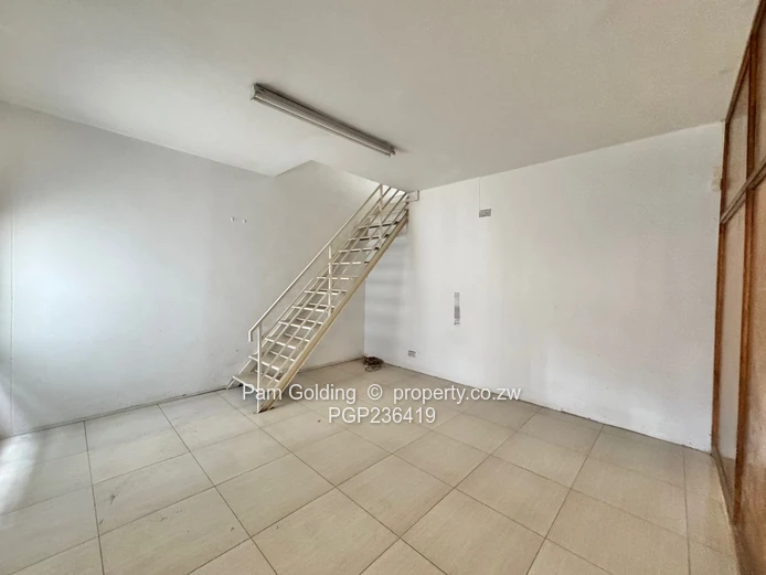 Warehouse to rent - Msasa