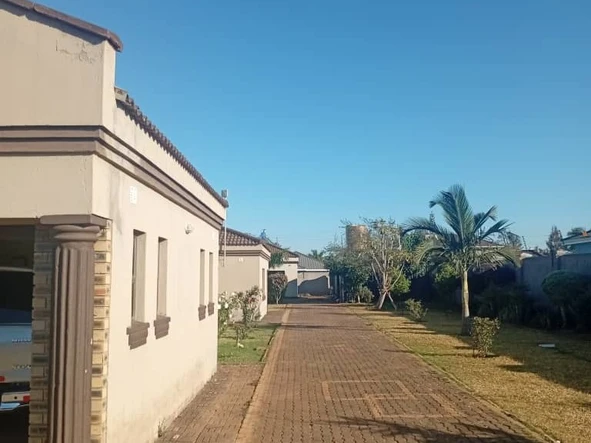 8 Bedroom House