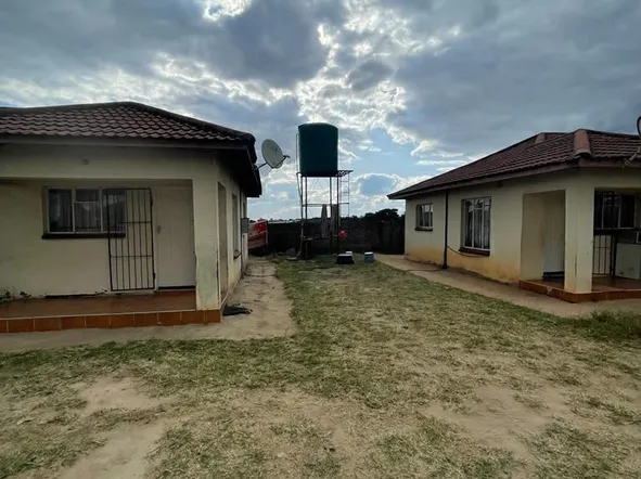 18 Bedroom Townhouse Complex