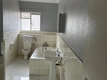 3 Bedroom Garden Flat