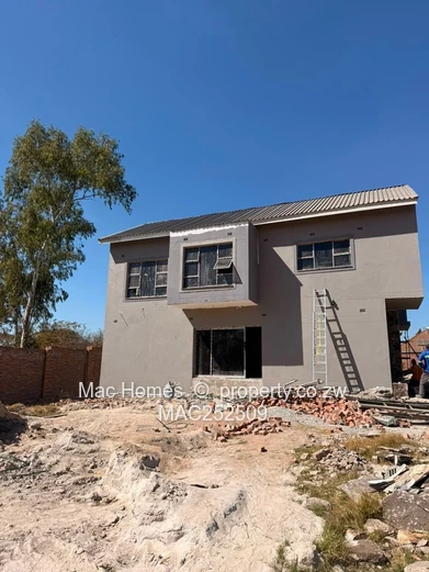 Stunning Logan Park Semi-Detached Duplex