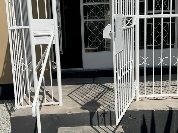 2 Bedroom Garden Flat