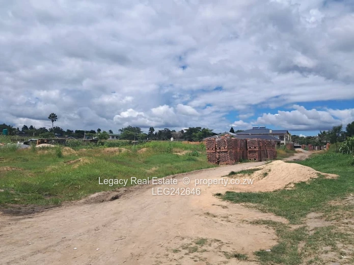 Prime 1705m² Residential Stand for Sale in Strathaven