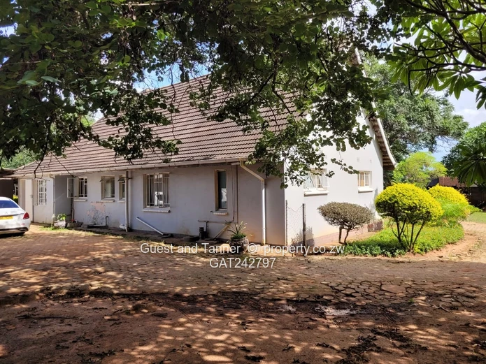 4BR Beauty on 4000sqm in Greendale with Solid Title