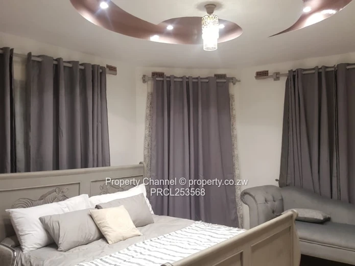 Off-Grid Luxury In Mt Pleasant Heights!