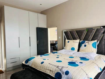 3 Bedroom Garden Flat