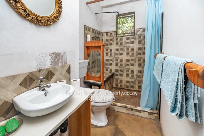 Kariba Home For Sale – Baobab Ridge Extension (Sole Mandate)