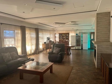 7 Bedroom Townhouse Complex
