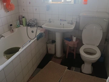 3 Bedroom Garden Flat