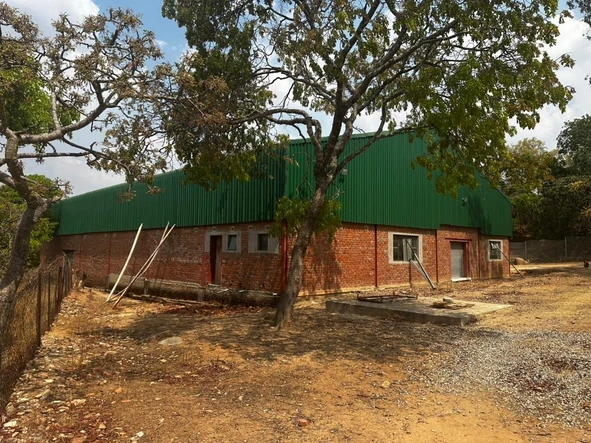 5 Bedroom Farm & Agricultural Land