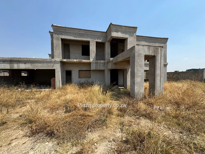 Arlington's Hidden Gem: A Majestic 7-Bedroom Home