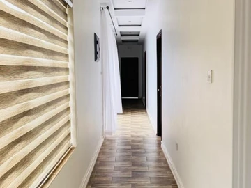 8 Bedroom House
