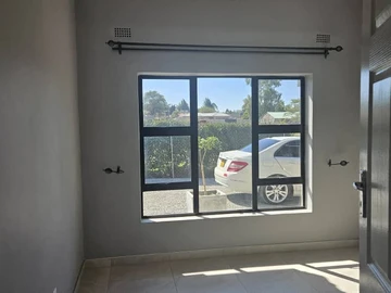 3 Bedroom Garden Flat