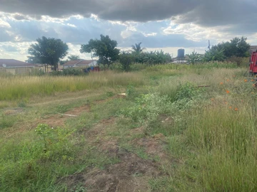 Stands & Residential Land