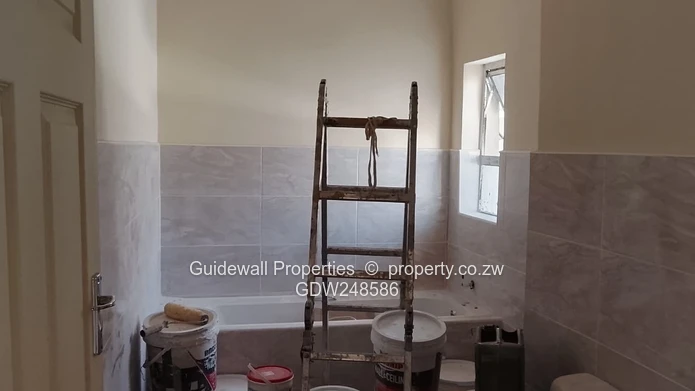 Newly built 2 bed apartment for sale in Ashdown Park