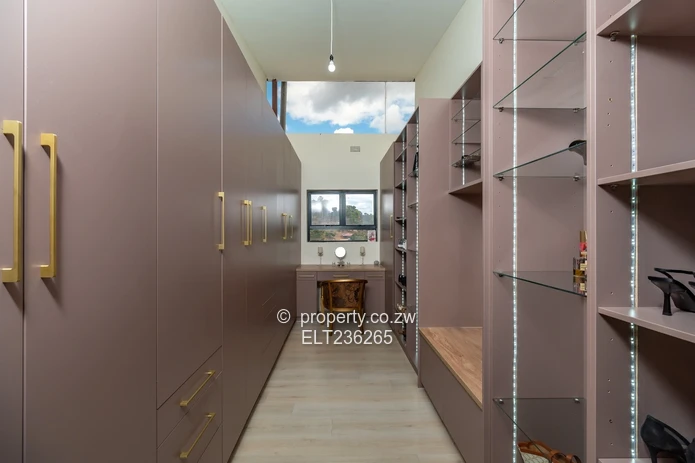 Carrick Creek Estate  Exquisite Luxury Living on 2,000sqm